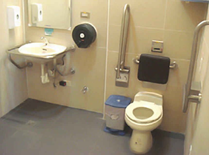 無障礙廁所